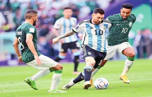 《自由篮球》妮特克莉斯获取倒计时，12周年专属道具全拿下！